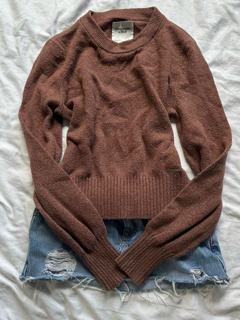 Abercrombie & Fitch Women's Mauve-Brown Crewneck Sweater
